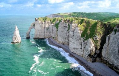 etretat-plages-falaises