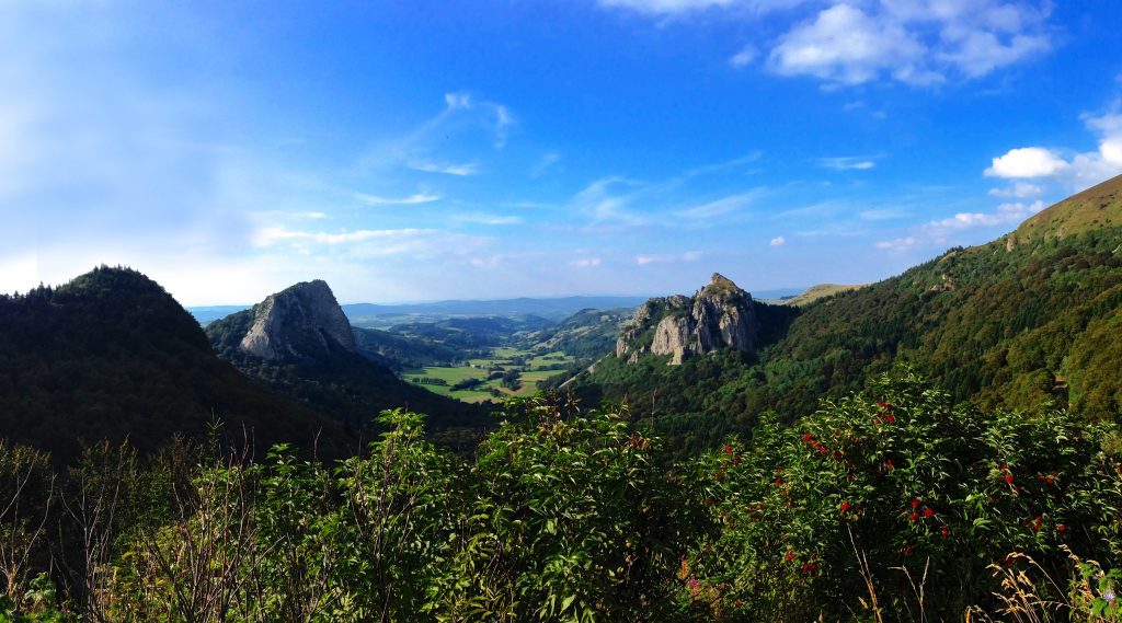 Roches_Tuillère_et_Sanadoire_(Parc_naturel_régional_des_volcans_d'Auvergne)