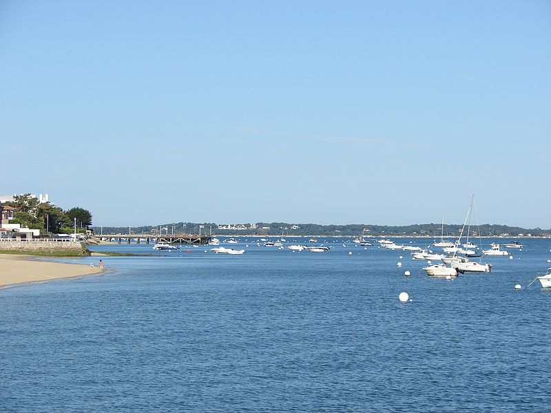 Bassin_d`Arcachon,_Arcachon,_Aquitaine,_France_-_panoramio