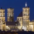 Cathédrale_Notre-Dame_de_Laon_at_night-5675
