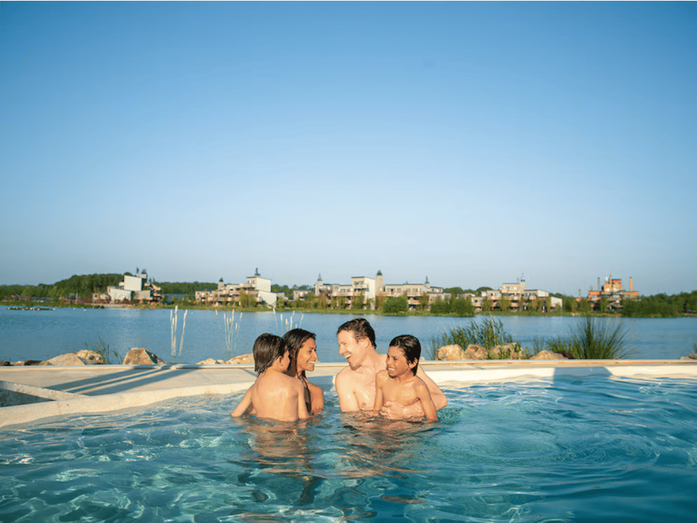 Center Parcs Domaine Villages Nature (Bailly-Romainvilliers à 13  km) Center Parcs Domaine Villages Nature (Bailly-Romainvilliers à 13  km)